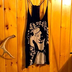 Disney Alice in Wonderland Women’s Black and White Tank Top Size XL